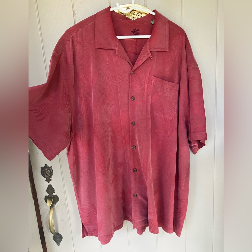 Tommy Bahama men’s silk tropical print button down